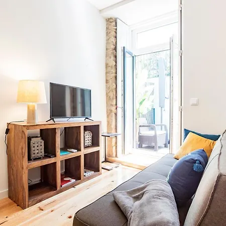 W/ Pool, Ac & Patio By Lovelystay Porto