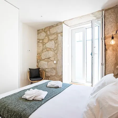 Apartamento W/ Pool, Ac & Patio By Lovelystay Oporto